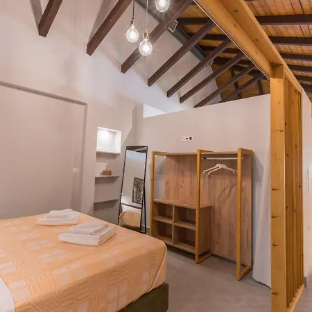 Spílion Casa Leone, Cosy Apartment Overlooking The Square מראה חיצוני תמונה