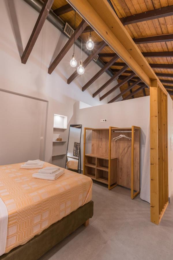 Apartment Casa Leone, Cosy Overlooking The Square Spílion