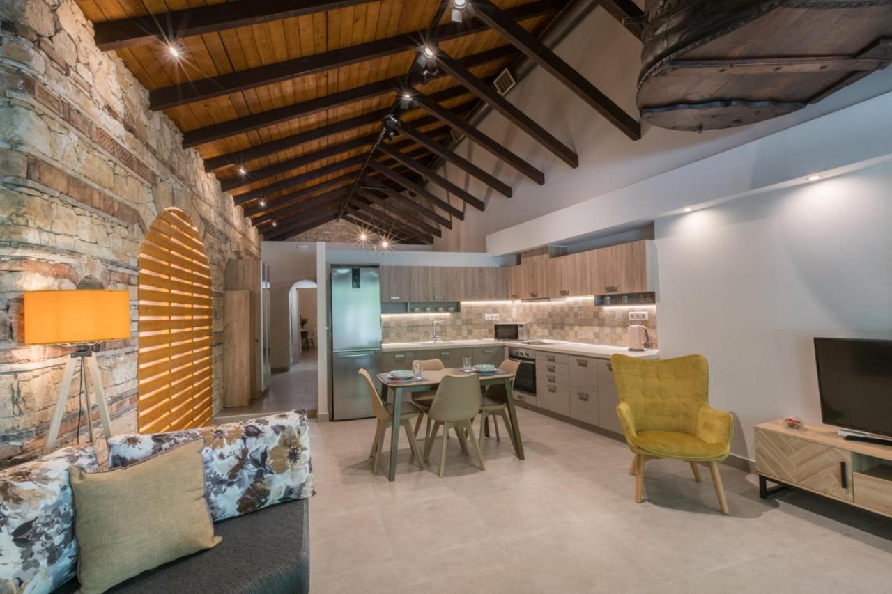 Apartment Casa Leone, Cosy Overlooking The Square