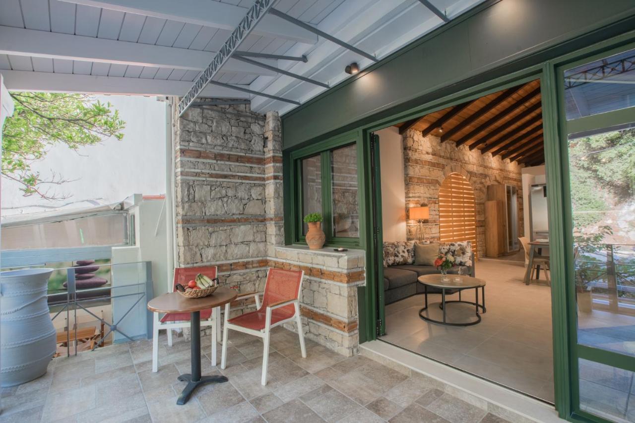 Casa Leone, Cosy Overlooking The Square Apartment